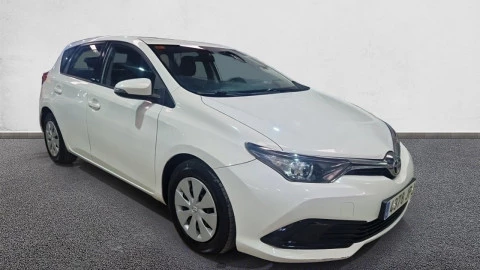 Toyota Auris 1.4 90D Active