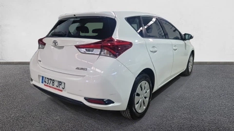 Toyota Auris 1.4 90D Active