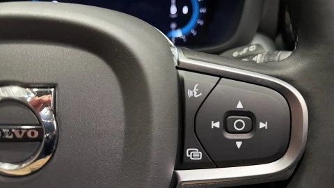 Volvo XC60 B5 G MHEV Core AWD Auto 184 kW (250 CV)