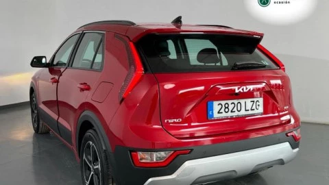 Kia Niro 1.6 GDi HEV 104kW (141CV) Concept
