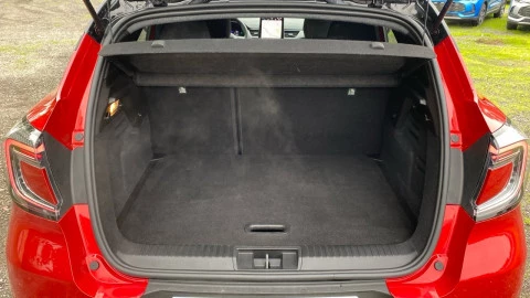 Renault Captur techno Eco-G 100cv (74 kW)