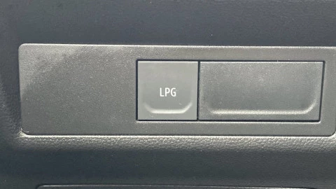 Renault Captur techno Eco-G 100cv (74 kW)