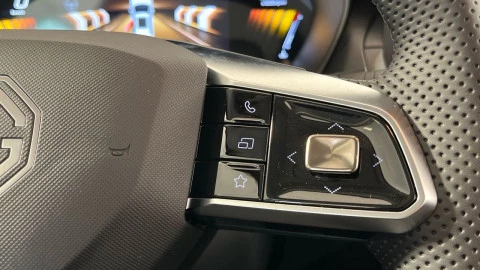 MG ZS Hybrid+ Luxury