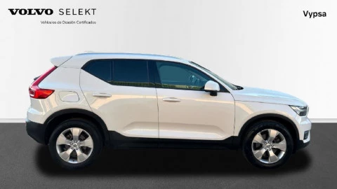 Volvo XC40 2.0 D4 AWD Momentum Auto