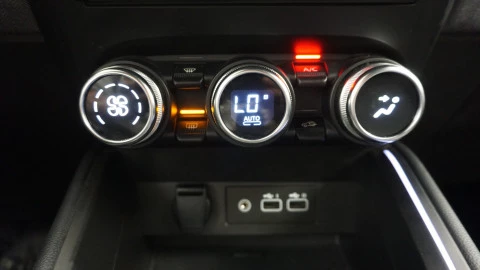 Renault Clio Techno TCe 90 (67kw)