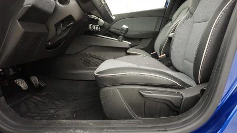 Renault Clio Techno TCe 90 (67kw)