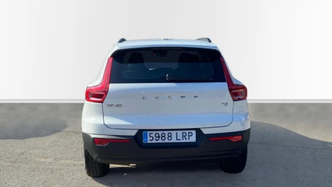 Volvo XC40 1.5 T2 Momentum Core