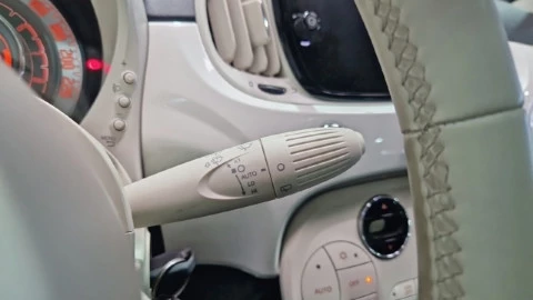 Fiat 500 Lounge 1.0 6v GSE 52KW (70 CV)