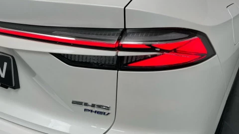 MG HS 1.5T PLUG IN HYBRID LUXURY