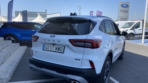 Ford Kuga Active X 2.5 Duratec FHEV 132kW Auto