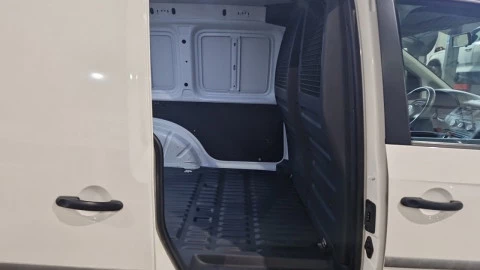 Volkswagen Caddy Profesional Furgón 2.0 TDI 55kW BMT