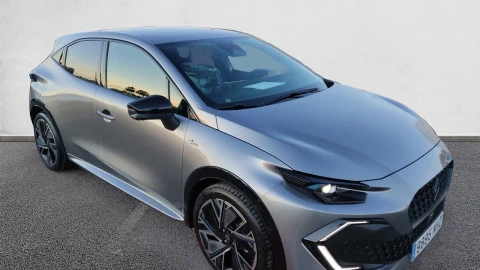Renault Clio esprit Alpine full hybrid E-Tech 116kW