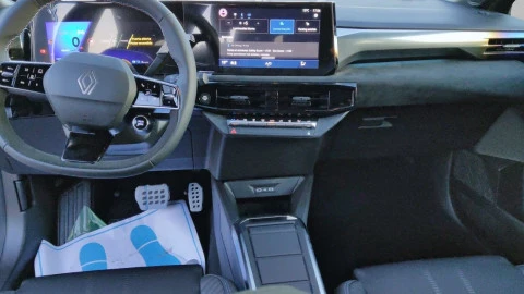 Renault Clio esprit Alpine full hybrid E-Tech 116kW