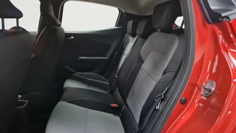 Renault Clio Techno TCe 90 (67kw)