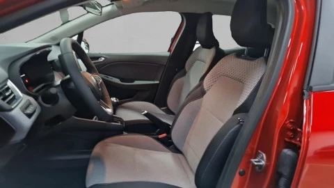 Renault Clio Techno TCe 90 (67kw)