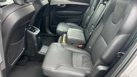 Volvo XC90 2.0 T8 AWD Core Recharge Auto