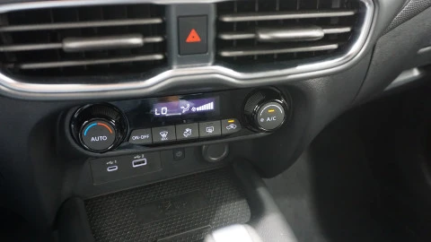 Nissan Juke DIG-T 84 kW (114 CV) DCT 7V N-Connecta
