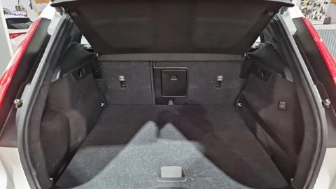 Volvo XC40 1.5 T3 Business Plus Auto