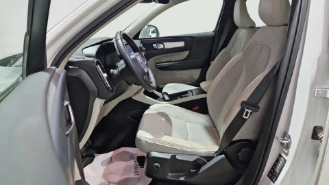 Volvo XC40 1.5 T3 Business Plus Auto