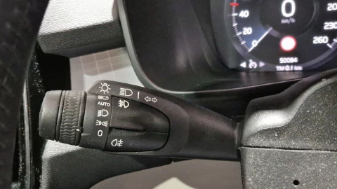 Volvo XC40 1.5 T3 Business Plus Auto