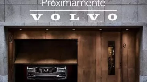 Volvo XC60 B4 G Momentum Pro Auto 145 kW (197 CV)