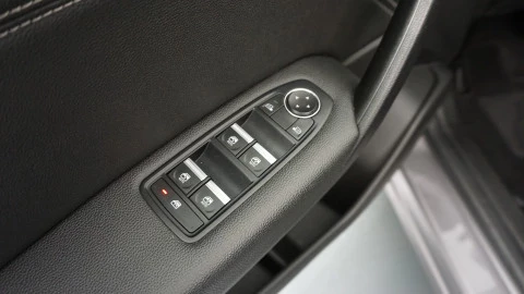 Renault Captur techno TCe 103 kW (140CV) EDC GPF