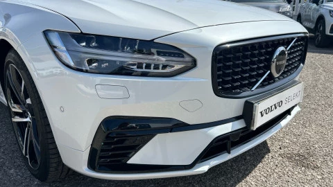 Volvo V90 2.0 T6 AWD Recharge Ultra Dark Auto