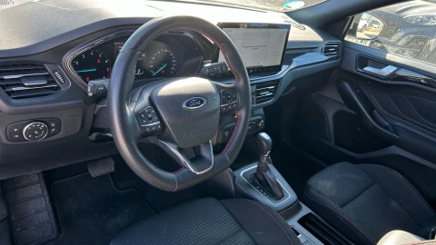 Ford Focus 1.0 Ecoboost MHEV 114kW ST-Line Auto