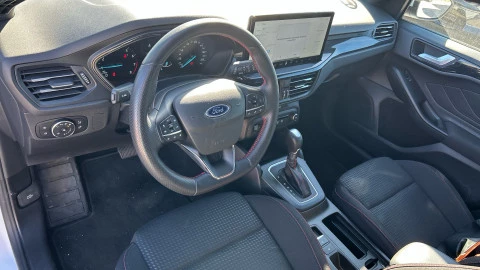 Ford Focus 1.0 Ecoboost MHEV 114kW ST-Line Auto