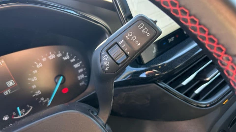 Ford Focus 1.0 Ecoboost MHEV 114kW ST-Line Auto