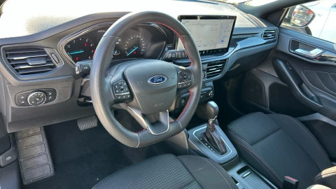 Ford Focus 1.0 Ecoboost MHEV 114kW ST-Line Auto