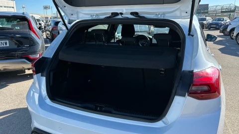 Ford Focus 1.0 Ecoboost MHEV 114kW ST-Line Auto