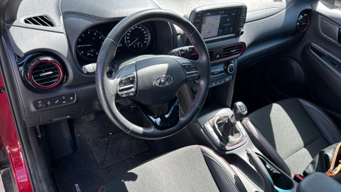 Hyundai Kona 1.0 TGDi Tecno 4x2