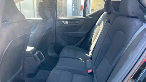 Volvo XC40 1.5 T2 Essential Auto