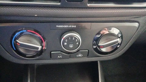 Hyundai i10 1.2 Tecno AT 2C