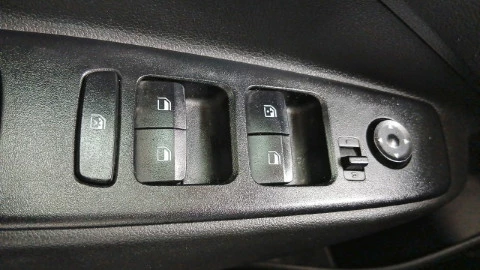 Hyundai i10 1.2 Tecno AT 2C