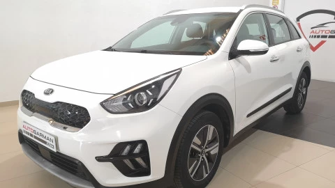 Kia Niro 1.6 GDi HEV 104kW (141CV) Drive