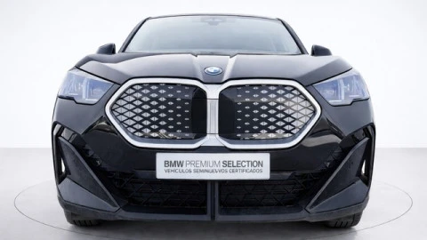 BMW iX2 eDrive20
