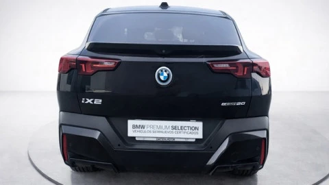 BMW iX2 eDrive20