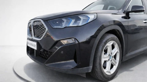 BMW iX2 eDrive20