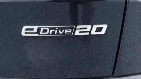 BMW iX2 eDrive20