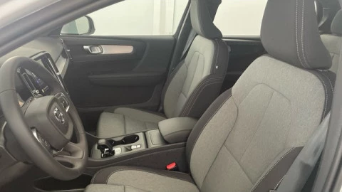 Volvo XC40 B3 G Core Auto 120 kW (163 CV)