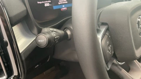 Volvo XC40 B3 G Core Auto 120 kW (163 CV)