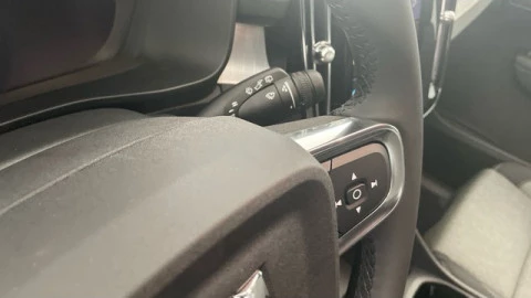 Volvo XC40 B3 G Core Auto 120 kW (163 CV)