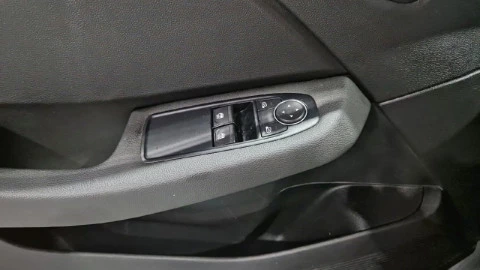 Renault Clio Intens TCe 67 kW (91CV)