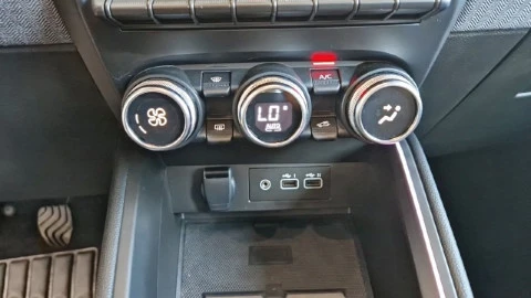 Renault Clio techno Eco-G 100cv (74kW)