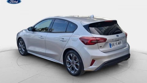 Ford Focus 1.0 Ecoboost MHEV 114kW ST-Line Auto