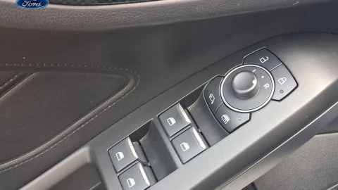 Ford Focus 1.0 Ecoboost MHEV 114kW ST-Line Auto