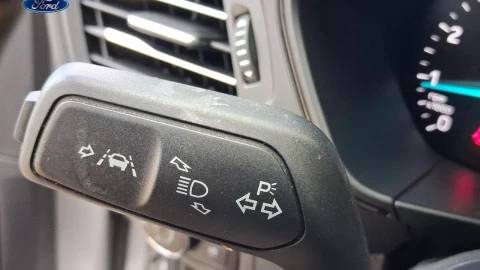 Ford Focus 1.0 Ecoboost MHEV 114kW ST-Line Auto