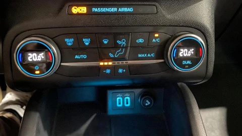 Ford Focus  1.0 Ecoboost Active 125